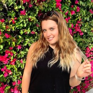 Meet your Posher, Avery